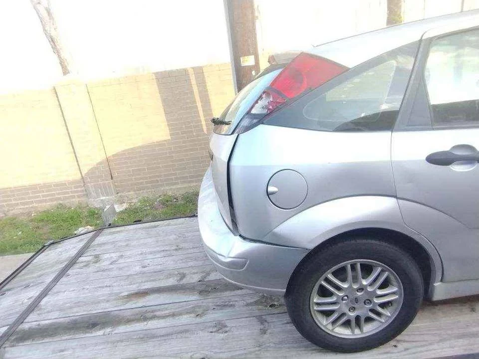 2003 Ford Focus 1st Gen - Image 10 of 16