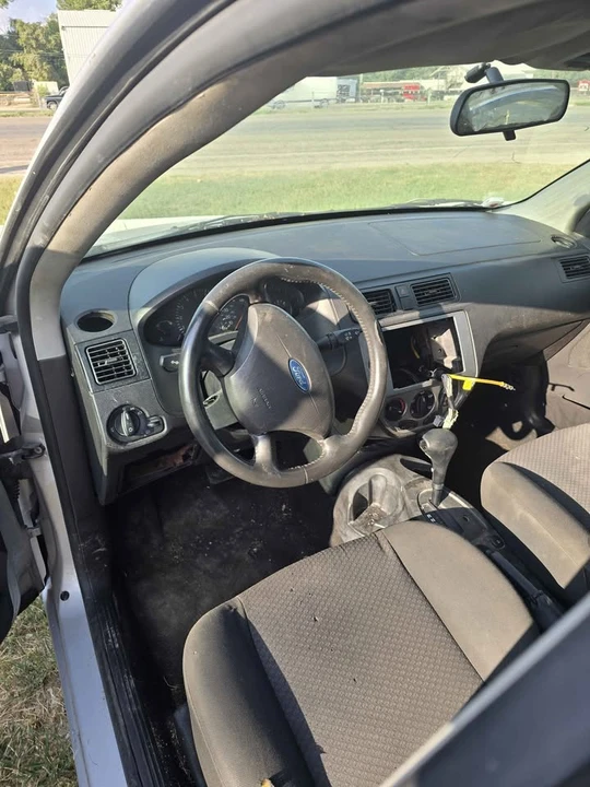 2003 Ford Focus 1st Gen - Image 8 of 16