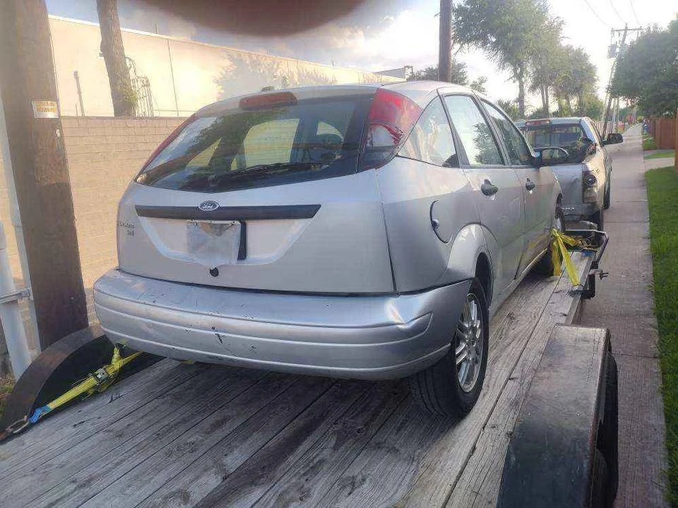 2003 Ford Focus 1st Gen - Image 11 of 16