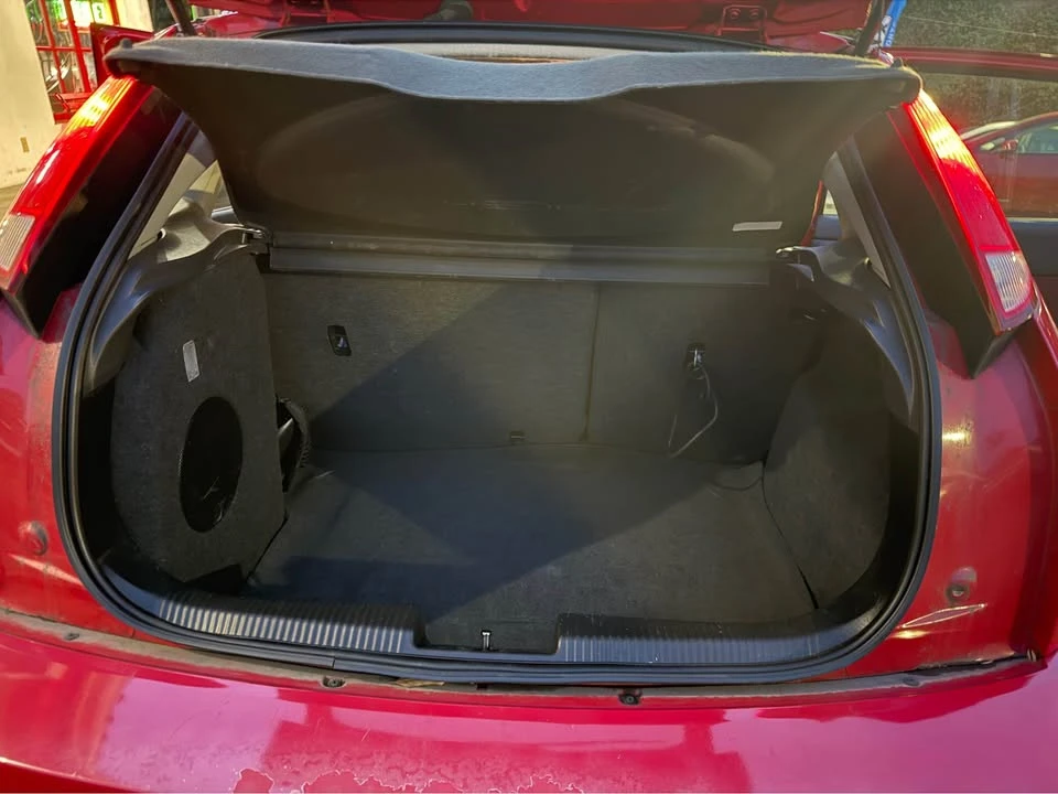 2003 Ford Focus 1st Gen - Image 12 of 12