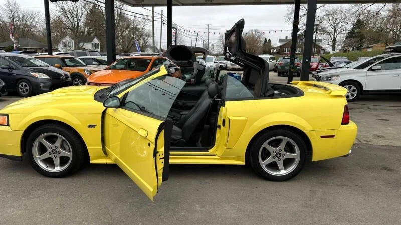 2003 Ford SN95 Mustang - Image 7 of 18