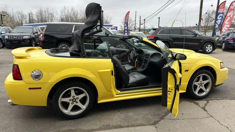 2003 Ford SN95 Mustang - Image 10 of 18