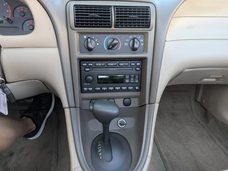 2003 Ford SN95 Mustang - Image 9 of 19