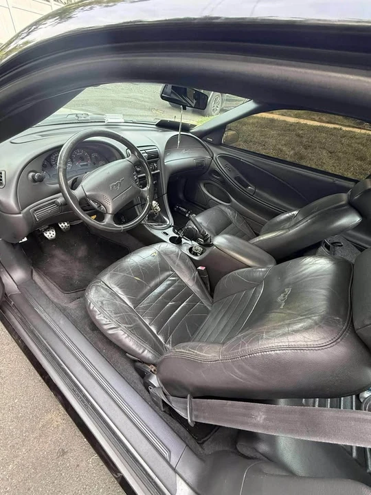 2003 Ford SN95 Mustang - Image 3 of 3