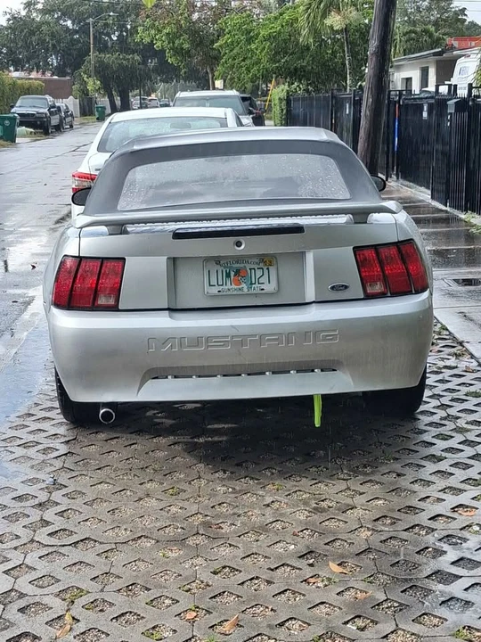 2003 Ford SN95 Mustang - Image 2 of 4