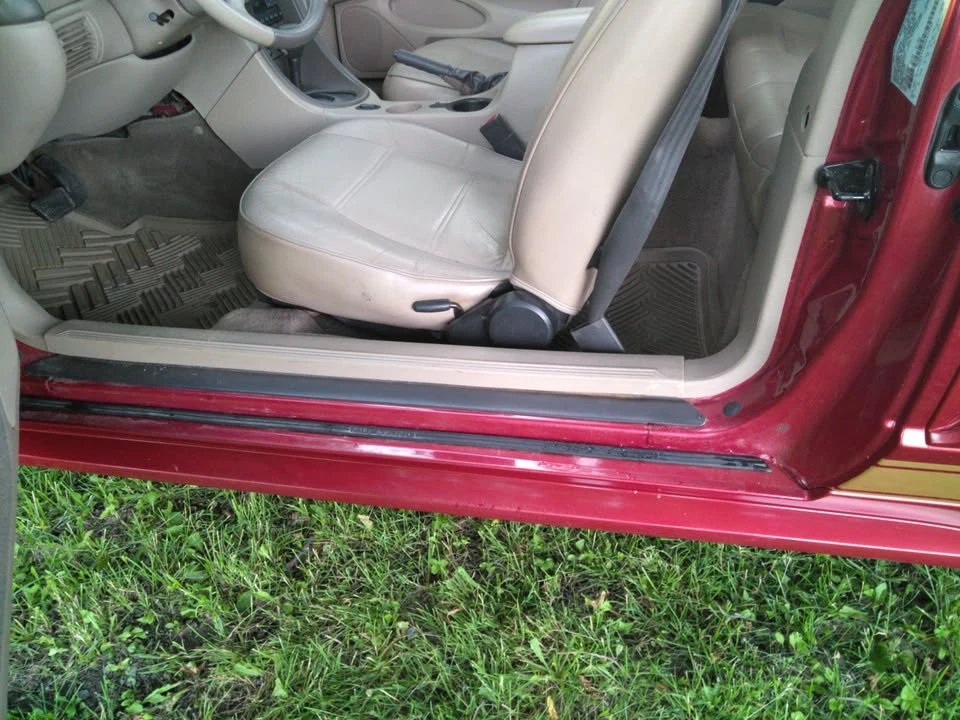 2003 Ford SN95 Mustang - Image 7 of 11