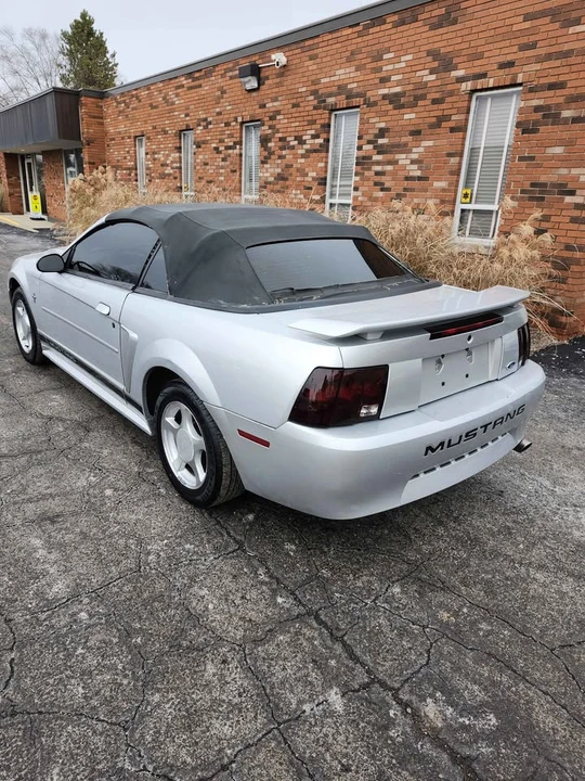 2003 Ford SN95 Mustang - Image 8 of 18