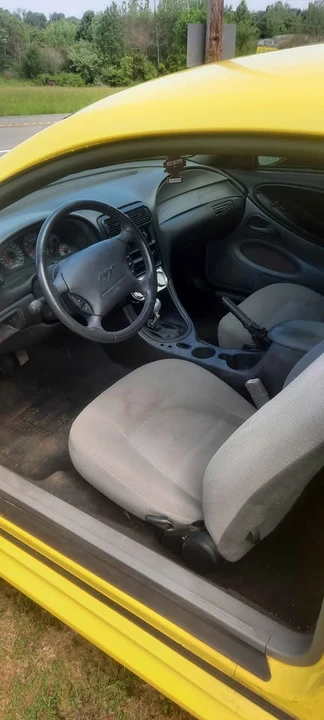 2003 Ford SN95 Mustang - Image 8 of 9
