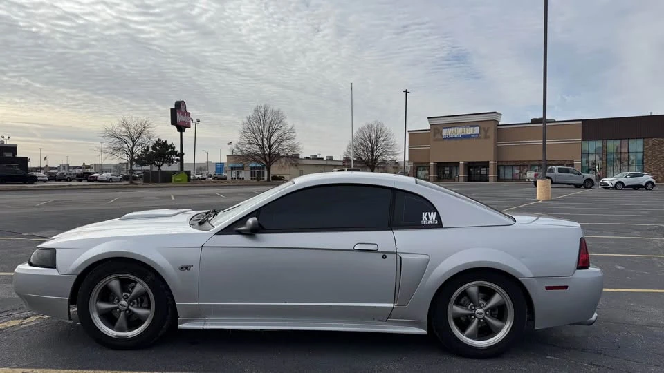 2003 Ford SN95 Mustang - Image 5 of 8