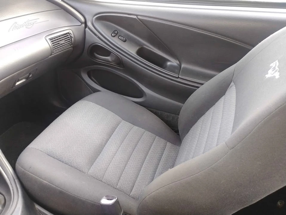 2003 Ford SN95 Mustang - Image 5 of 6