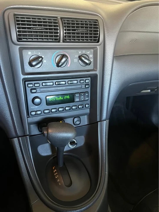 2003 Ford SN95 Mustang - Image 14 of 20