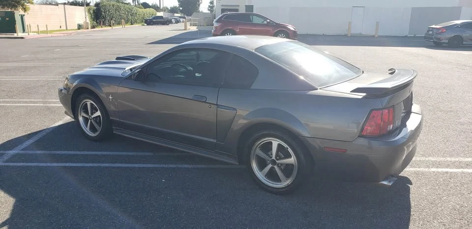 2003 Ford SN95 Mustang - Image 9 of 12