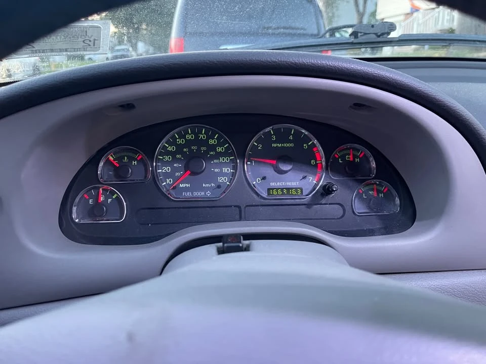 2003 Ford SN95 Mustang - Image 9 of 18