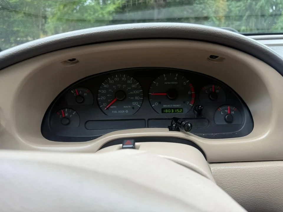 2003 Ford SN95 Mustang - Image 11 of 13