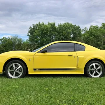 2003 Ford Mustang Mach 1