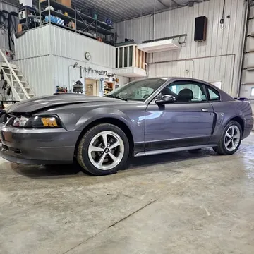 2003 Ford Mustang Mach 1