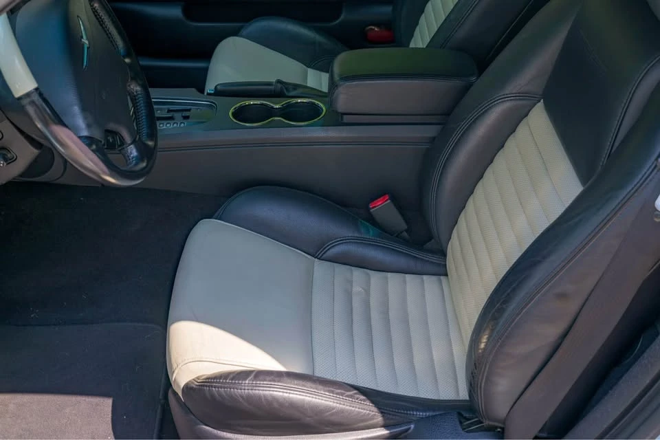 2003 Ford Thunderbird 11th Gen - Image 6 of 18