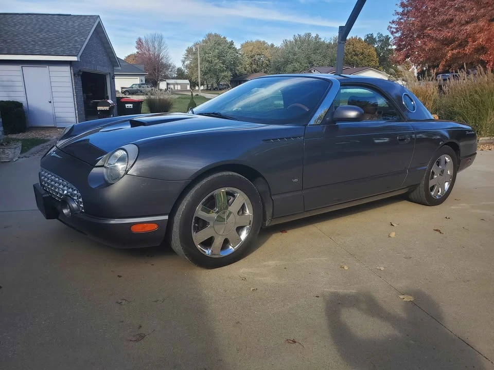 2003 Ford Thunderbird 11th Gen - Image 3 of 12