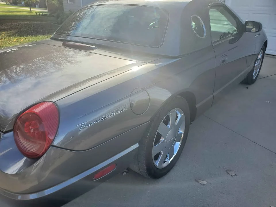 2003 Ford Thunderbird 11th Gen - Image 7 of 12