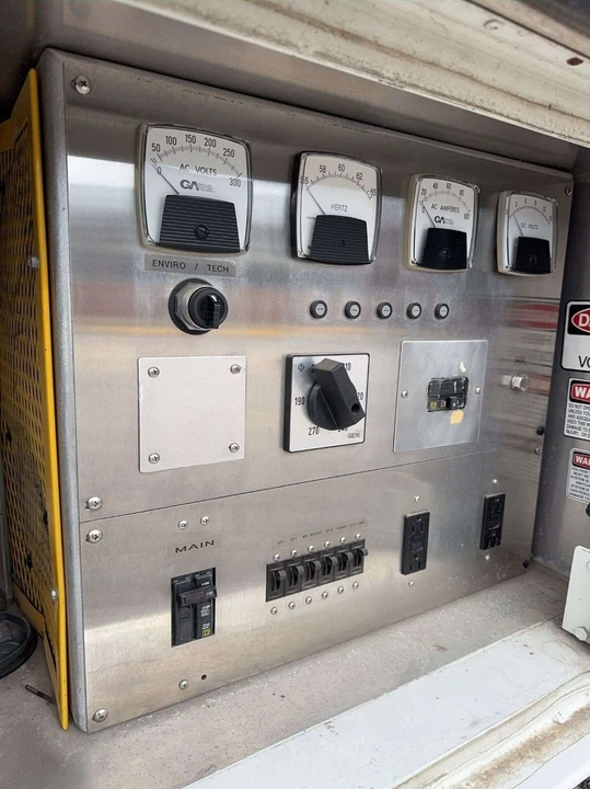 2003 Freightliner - Image 14 of 21