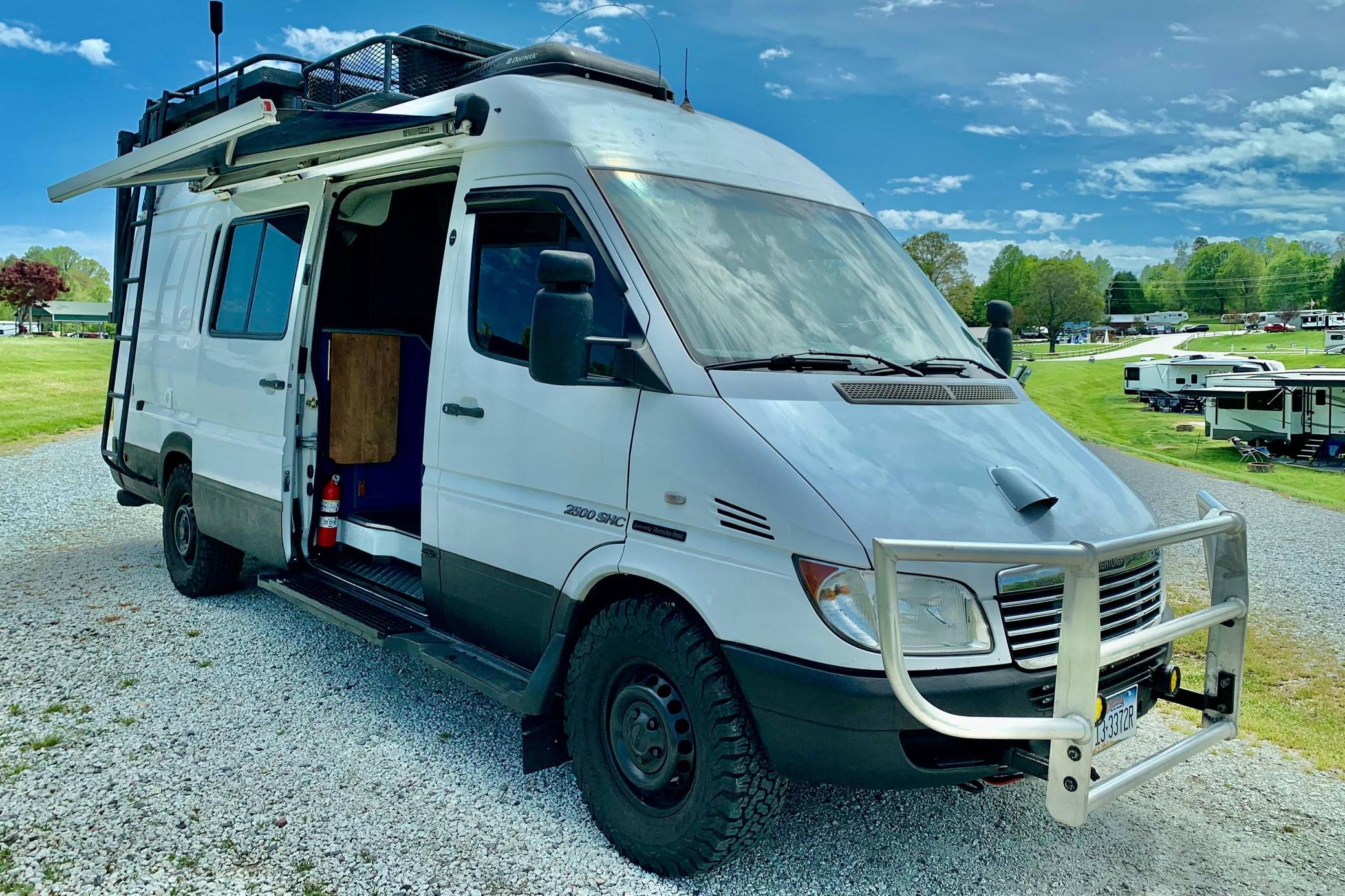 2003 Freightliner Sprinter 2500 M-B Cruiser