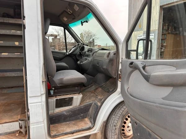 2003 Freightliner - Image 5 of 12