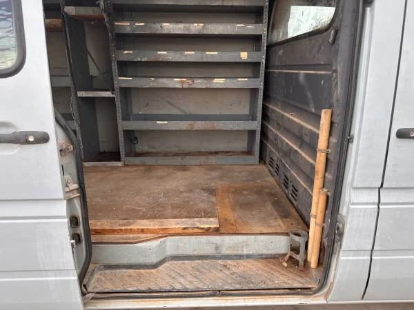 2003 Freightliner - Image 6 of 12