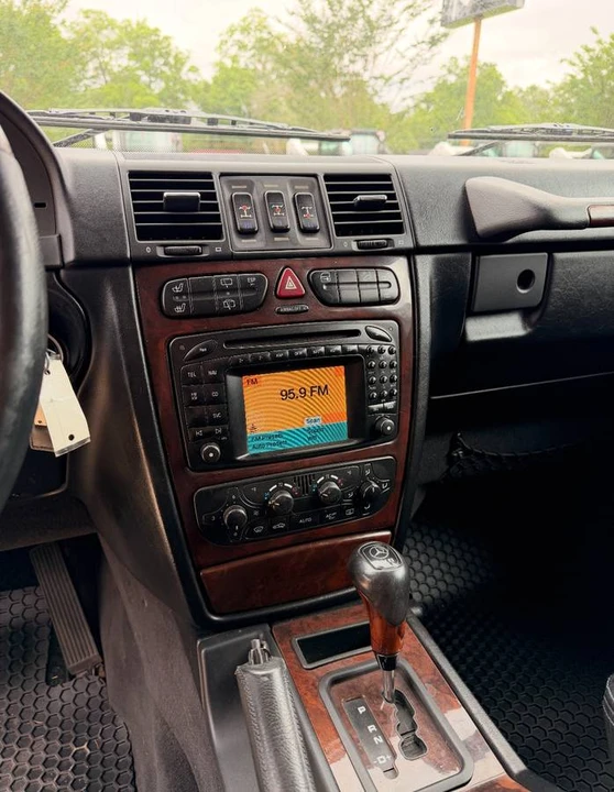 2003 Mercedes-Benz W463 G-Class - Image 2 of 6