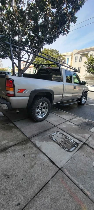 2003 GMC Sierra 2nd Gen - Image 5 of 12