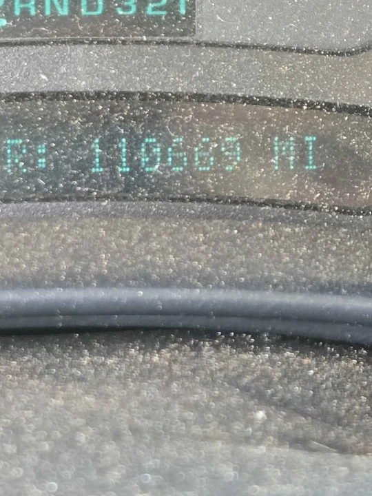2003 GMC Sierra 2nd Gen - Image 11 of 12