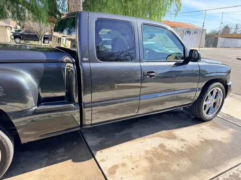 2003 GMC 1500 Regular Cab Short Bed