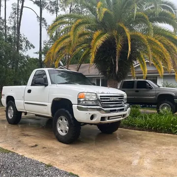2003 GMC 1500 Regular Cab Short Bed