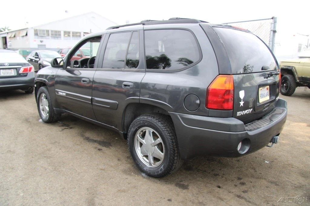 2003 GMC Envoy - Image 4 of 21