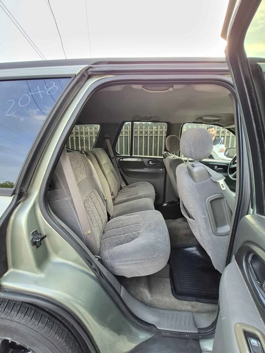 2003 GMC Envoy - Image 6 of 7