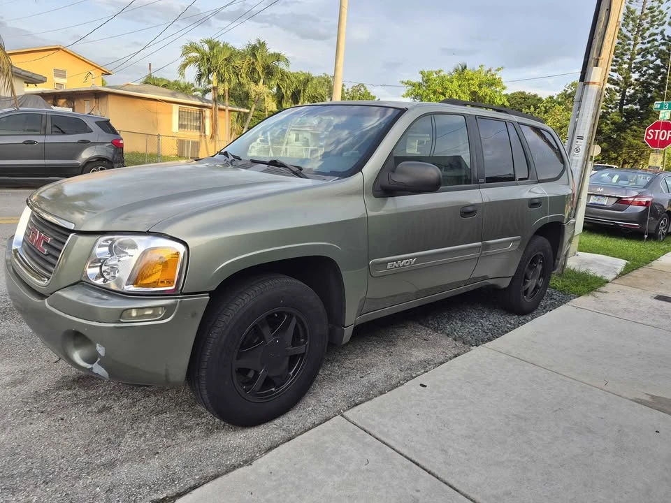 2003 GMC Envoy - Image 3 of 7