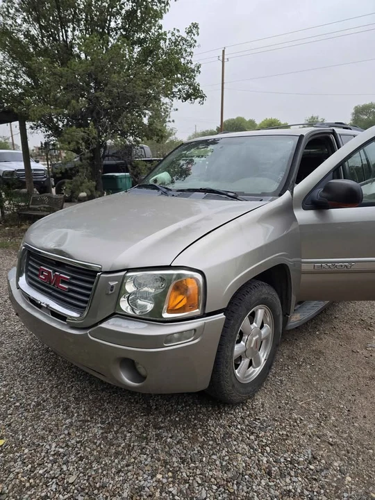 2003 GMC Envoy - Image 2 of 9