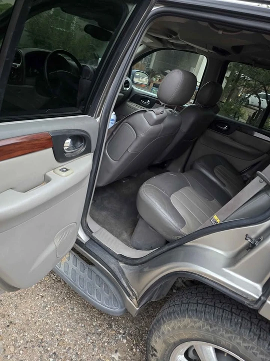 2003 GMC Envoy - Image 6 of 9