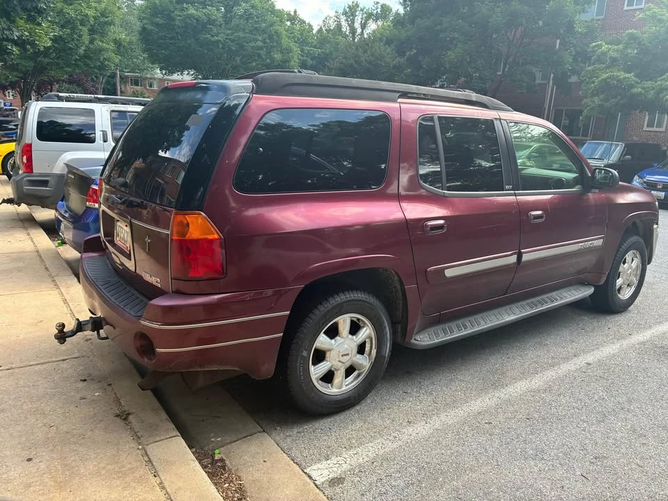 2003 GMC Envoy - Image 3 of 4