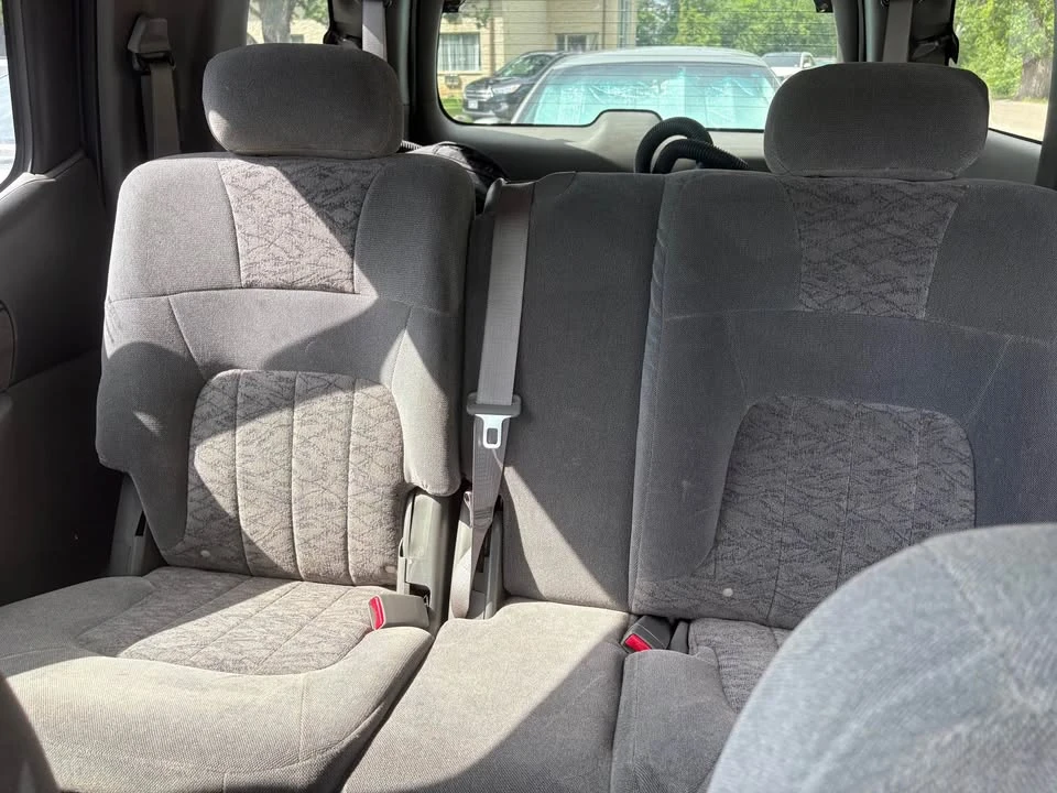 2003 GMC Envoy - Image 5 of 6