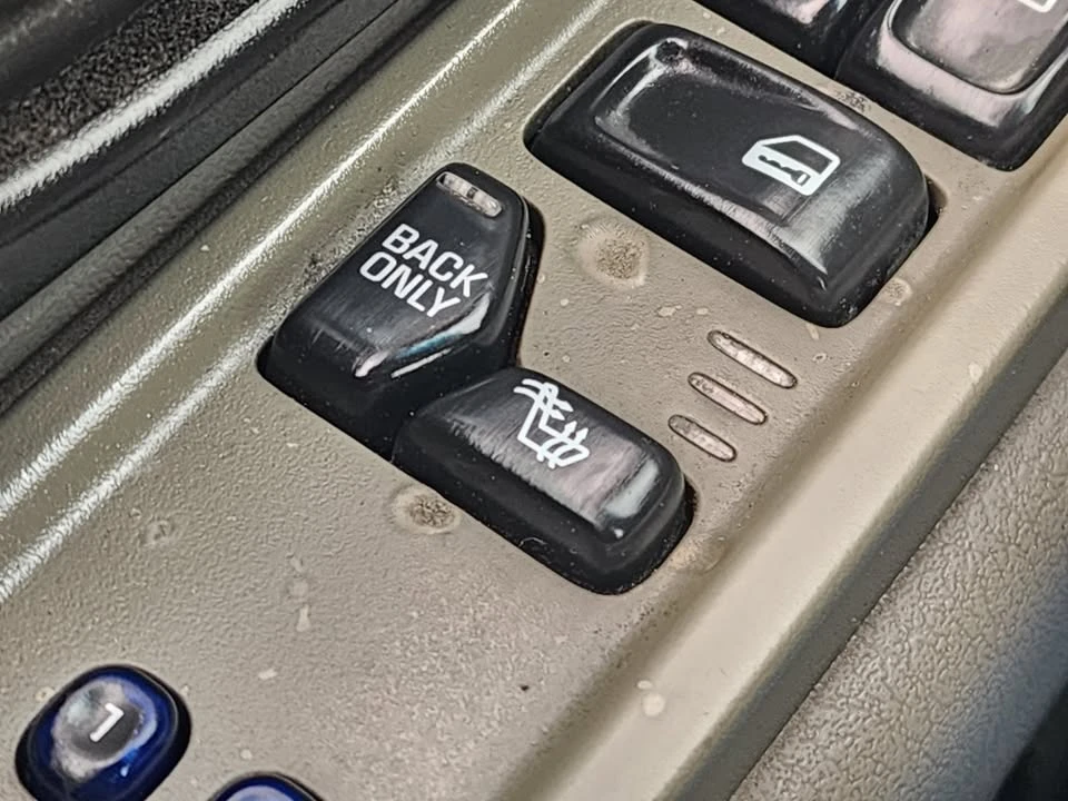2003 GMC Envoy - Image 19 of 20