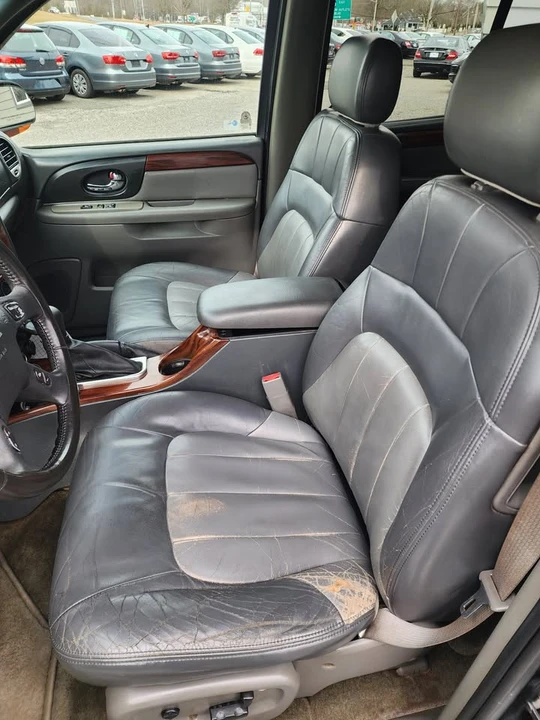 2003 GMC Envoy - Image 10 of 20