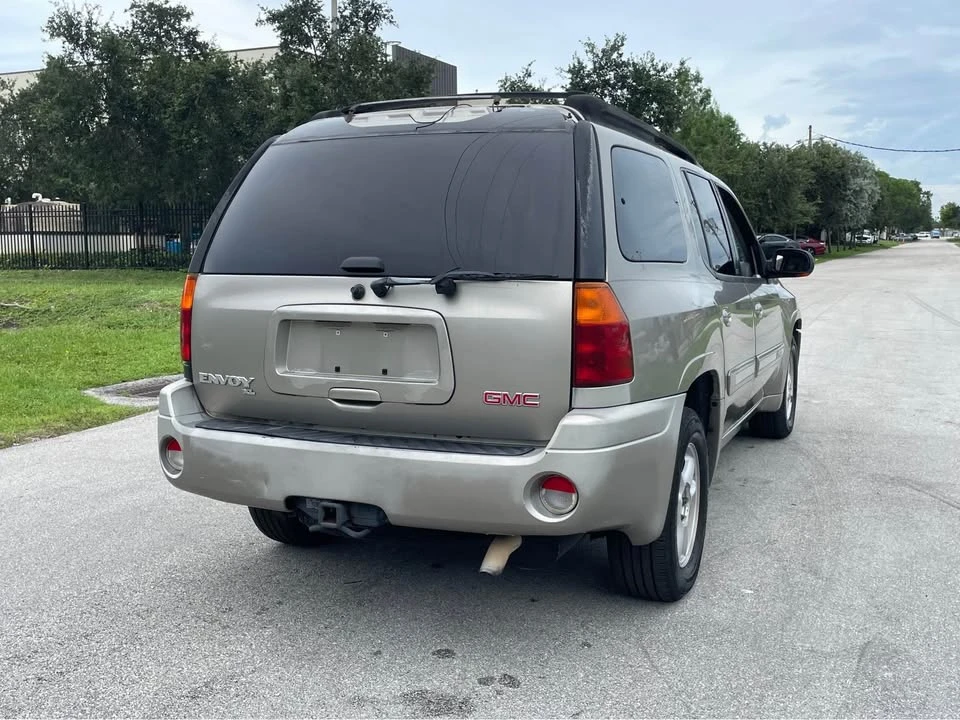 2003 GMC Envoy - Image 2 of 14