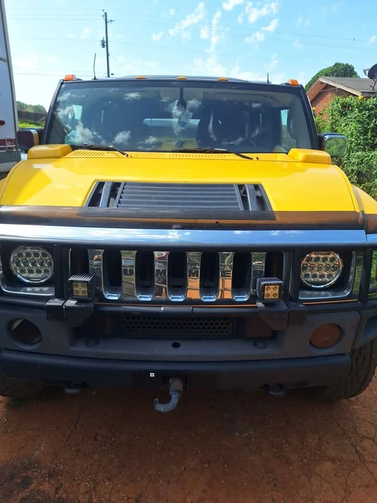 2003 GMC Hummer EV - Image 2 of 9