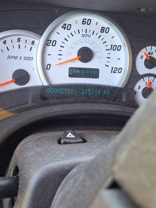 2003 GMC Hummer EV - Image 8 of 9