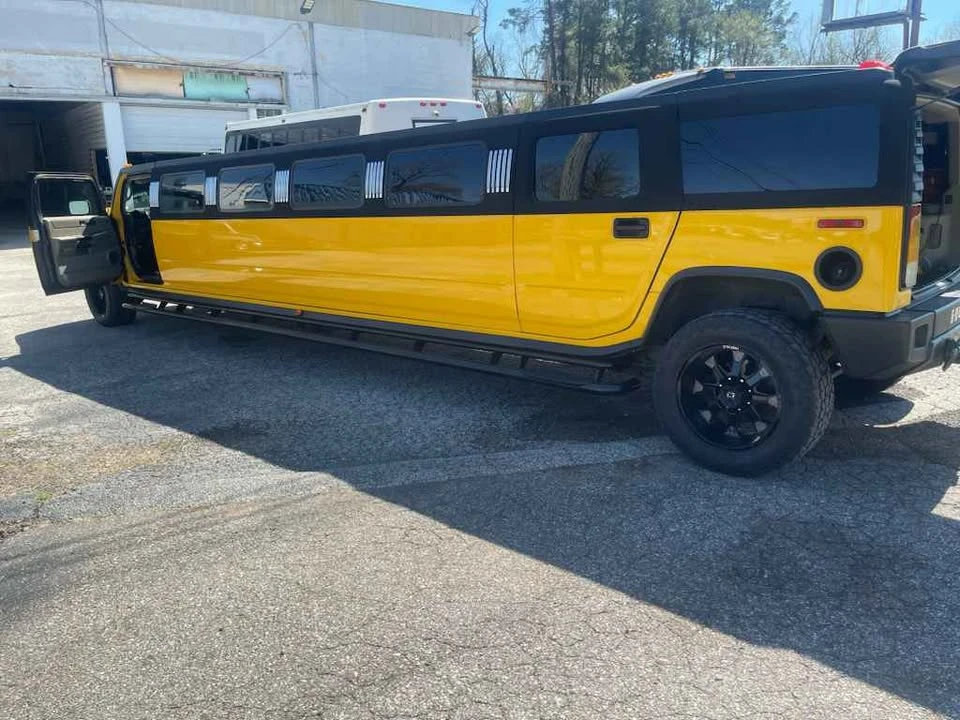 2003 GMC Hummer EV - Image 12 of 19