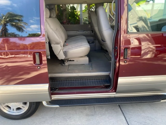 2003 GMC - Image 15 of 21