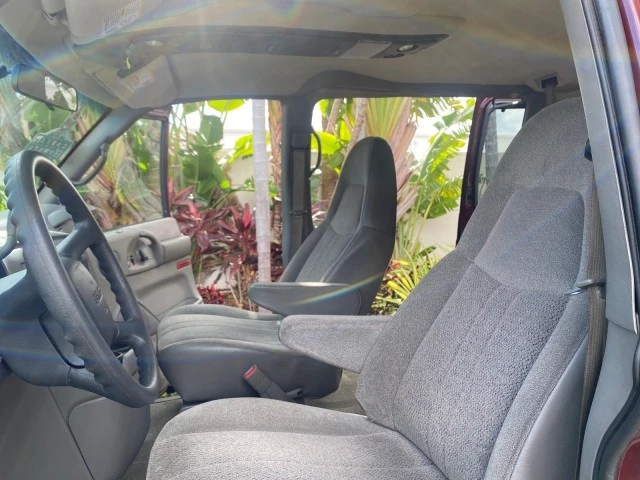 2003 GMC - Image 11 of 21