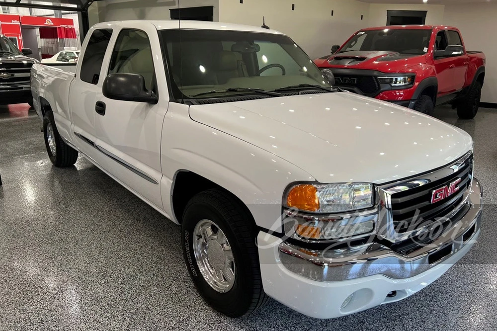 2003 GMC Sierra 2nd Gen - Image 8 of 8