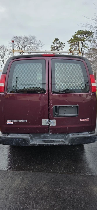2003 GMC Savana - Image 4 of 17
