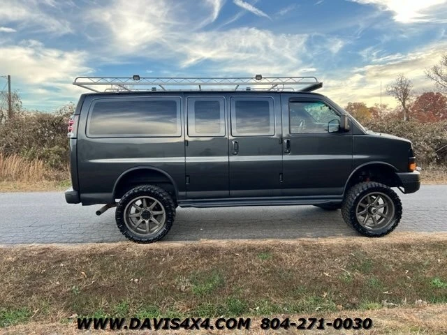 2003 GMC Savana - Image 5 of 12